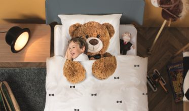 Housses de couette pour enfants : des designs cools et amusants pour habiller leur lit. Avec son vaste choix de matières, de tailles et de couleurs, Smulderstextiles.fr offre une housse de couette enfant pour tous les bambins.