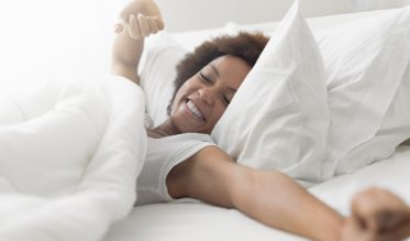 Les couettes Polydaun sont synonyme de confort, de qualité et de longévité. Disponibles en différentes matières naturelles ou synthétiques et en plusieurs tailles, elles promettent de bonnes nuits réparatrices à toute la famille.