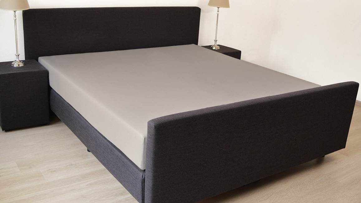 Snoozing drap-housse grand bonnet satin