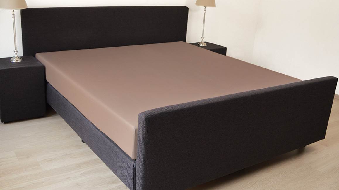 Snoozing drap-housse surmatelas satin