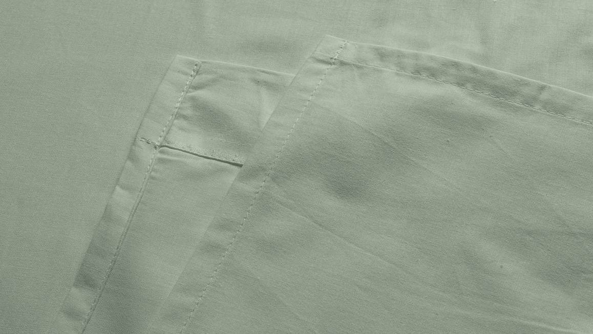 Snoozing drap percale