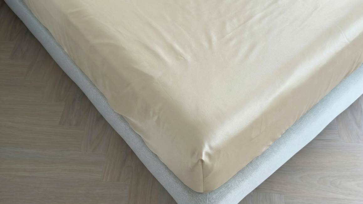 Kayori Saya drap-housse surmatelas satin