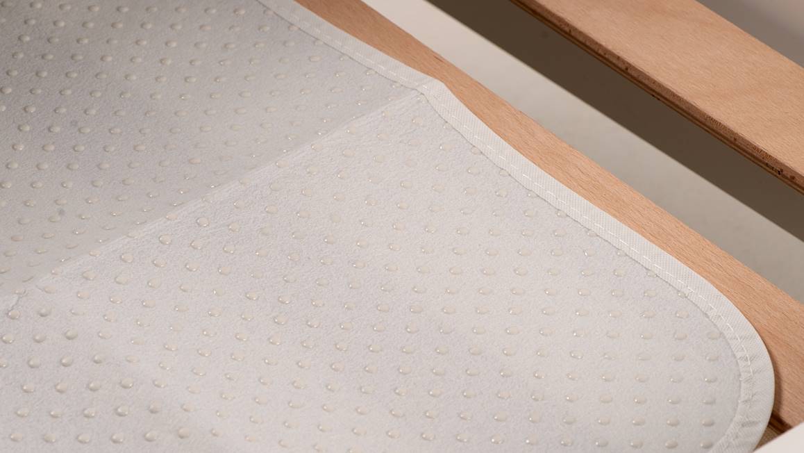 Snoozing isolateur de sommier antidérapant pour lit d'enfant
