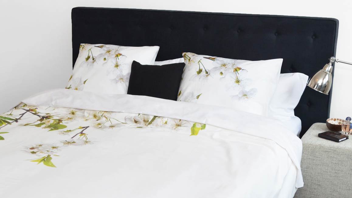 Snoozing Cherry Blossom housse de couette