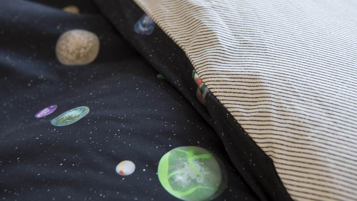 SNURK Marble Universe housse de couette