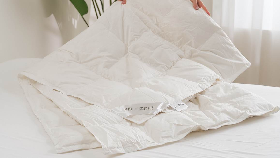 Snoozing Matterhorn couette été duvet