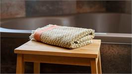 Kayori Kakeyu linge de bain