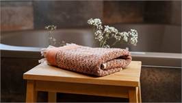 Kayori Kakeyu linge de bain