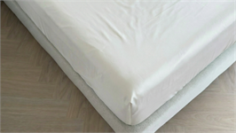 Kayori Saya drap-housse grand bonnet satin