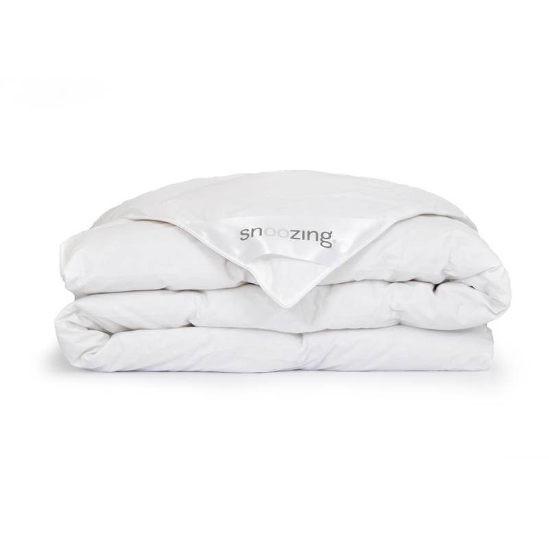 Snoozing Mont Blanc couette été duvet