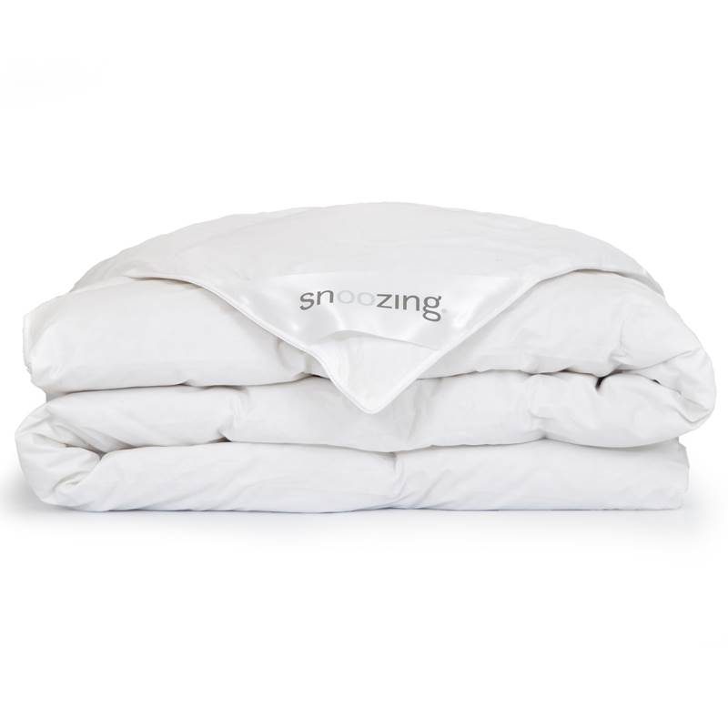 Snoozing Olympus couette été duvet 