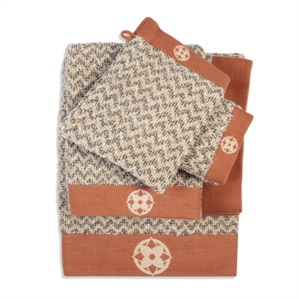 Kayori Kakeyu linge de bain