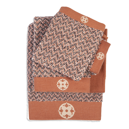 Kayori Kakeyu linge de bain